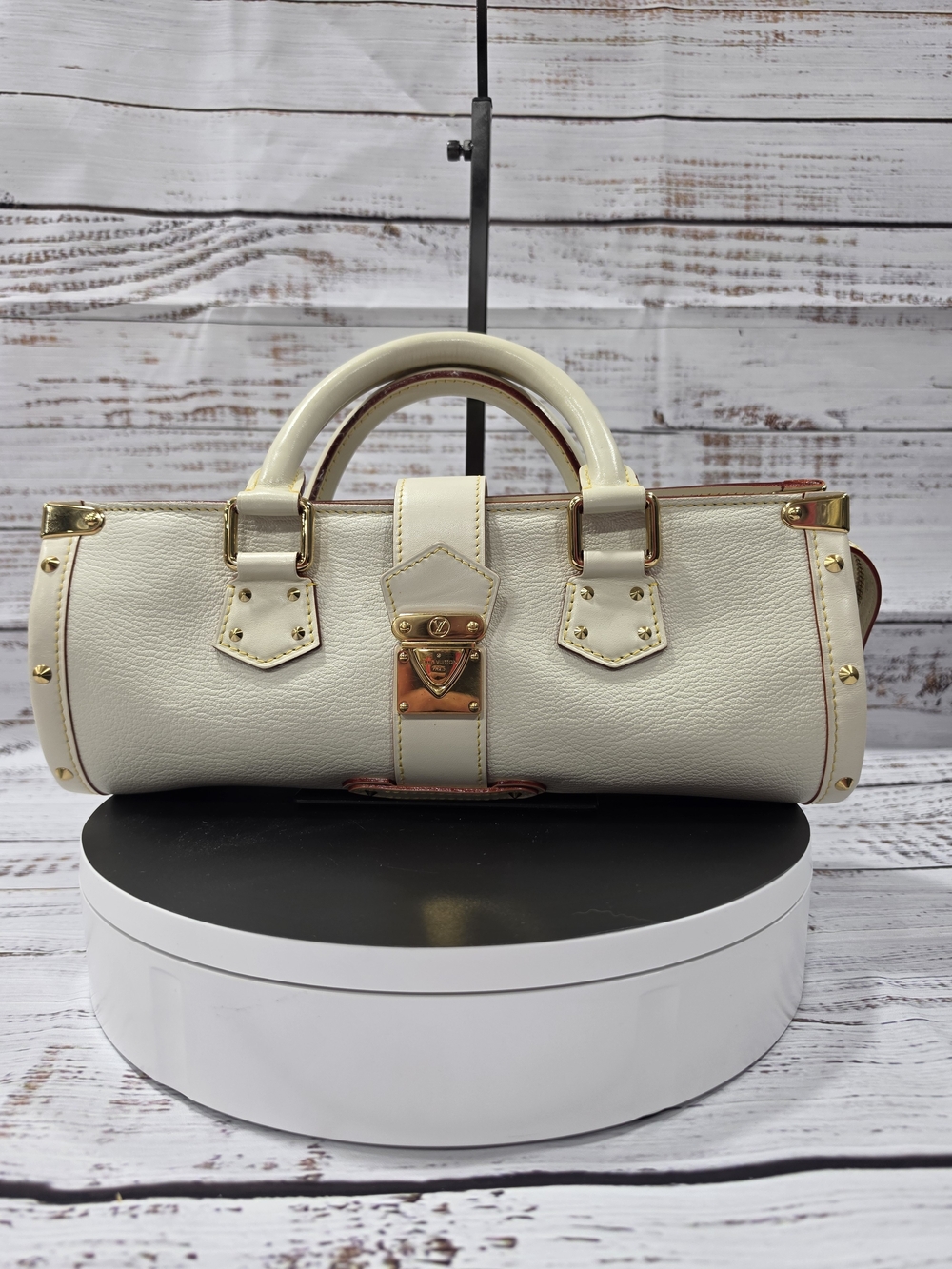Louis Vuitton Suhali Leather L'Epanoui PM Bag
